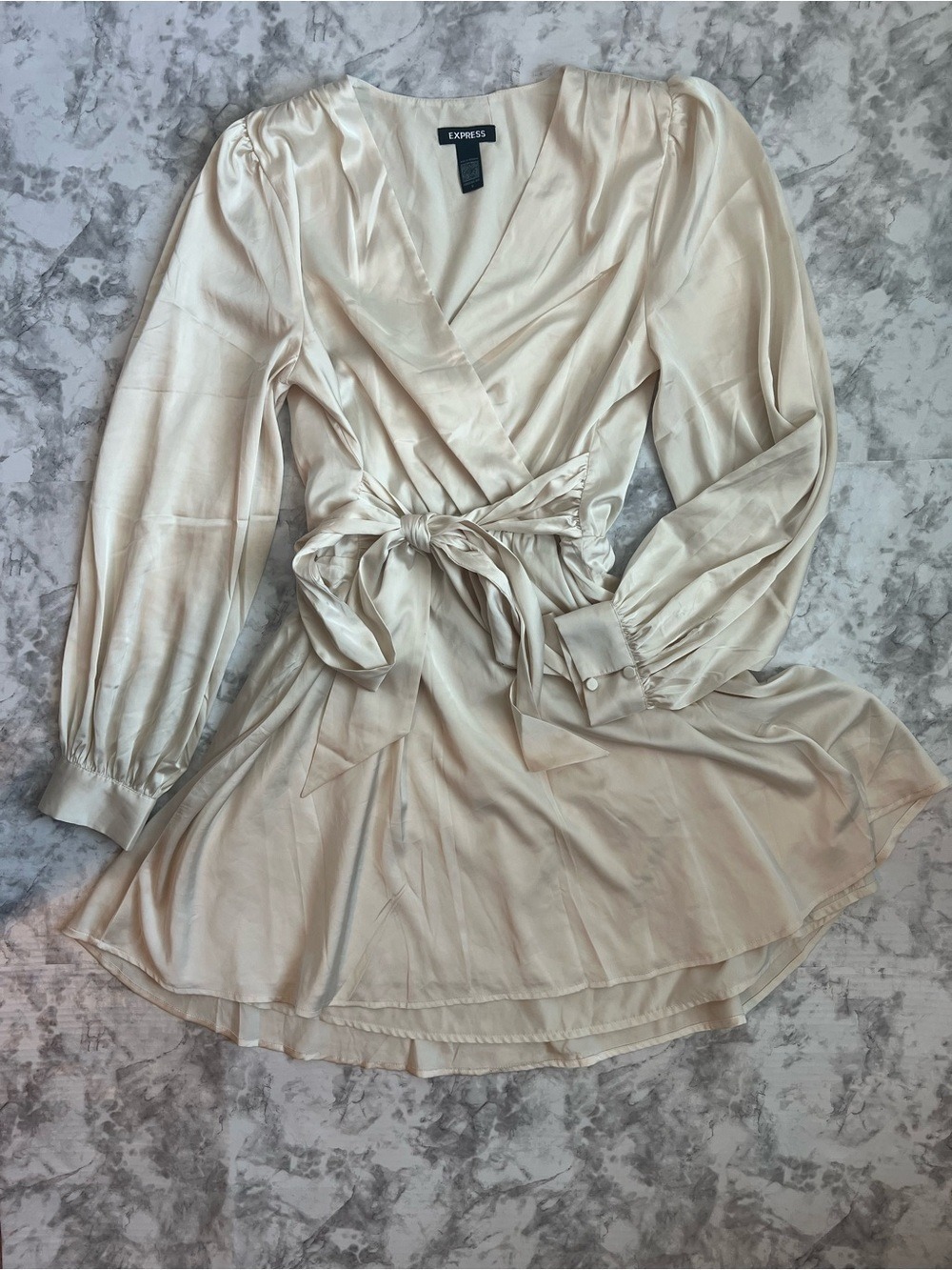Express Cream V-Neck Surplice Long Sleeve Tie Waist Mini Dress - Picture 4 of 7